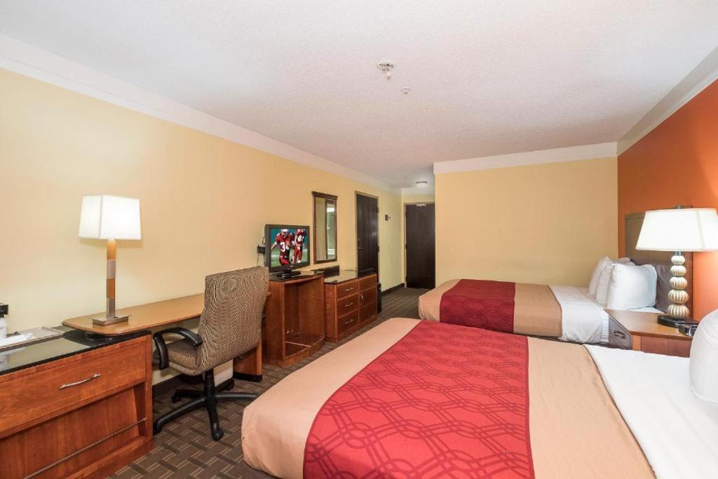 My Home & Suites Madison Ga Εξωτερικό φωτογραφία
